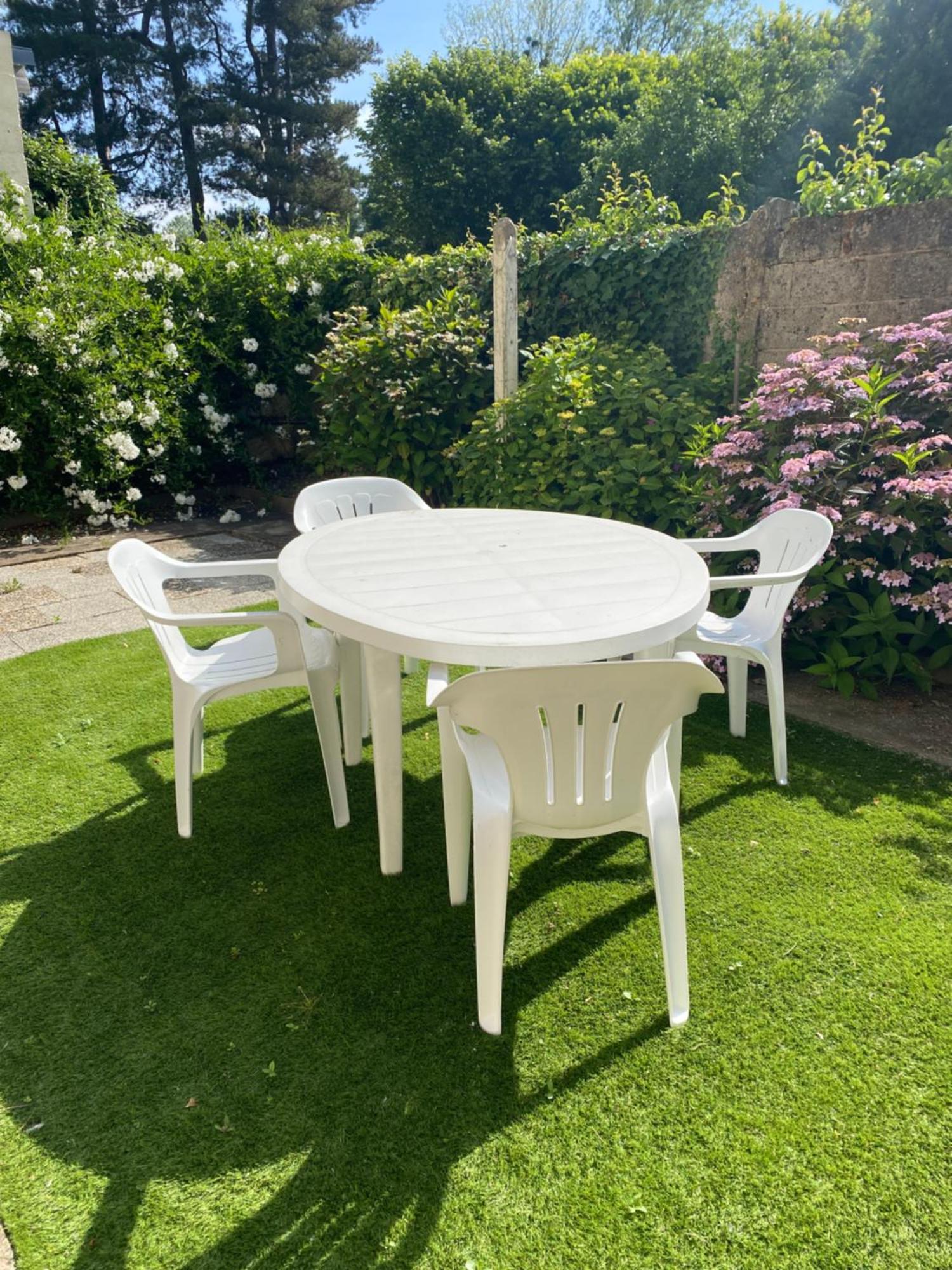 Maison De Ville Avec Jardin Malestroit Exteriér fotografie